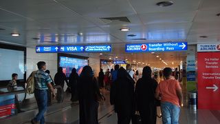イスタンブールの空港　アタテュルク国際空港