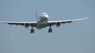 飛行機を見たい方には良いですが、まだ設備が未完成です