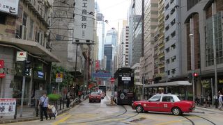 香港島を東西に横切る市民の足。安いですよ！