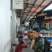 コラート新バスターミナル、ピマーイ行き41番乗り場