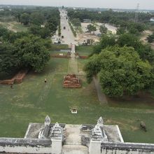 仏塔の上からの眺め。
