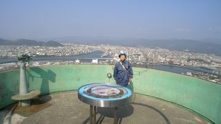 夜景スポットとしても有名