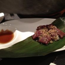 生レバー。分厚い、甘い！