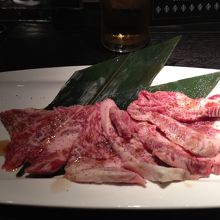 和牛リブロース。脂が乗ってて美味しい