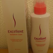 バスト＆ネッククリームです
