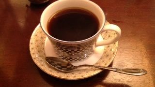 駅に近く落ち着けるコーヒーショップ