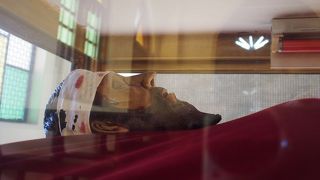 死せるキリスト像が印象的なセント・ピーター教会