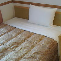 綺麗で広いベットです