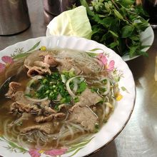 フー。キャベツやミントを入れて食べます。