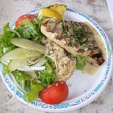 新鮮な野菜も添えられいます