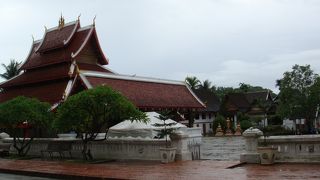 避暑に訪れたワット・マイ