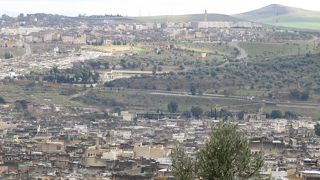 旧市街を見渡す高台