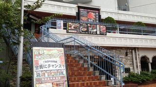 お洒落な焼肉店のお得ランチ。