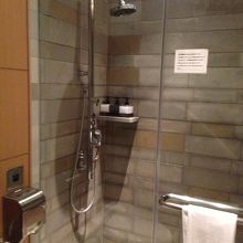 シャワーブース