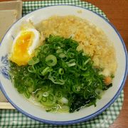 セルフうどんなので回転が早いです。