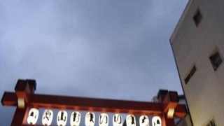 浅草で江戸時代から大衆芸能で賑やかだった場所です。