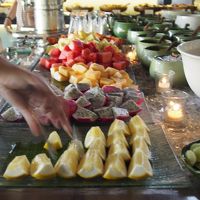朝食ビュフェ　フルーツがたくさんあります