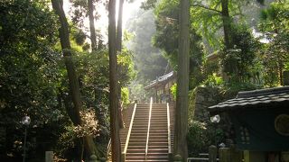 深山幽谷の佇まい