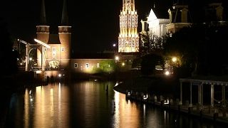 夜の花火は美しかった