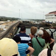 パナマ運河の水門