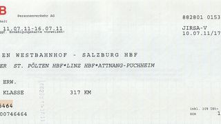 受付係は日本人女性。助かりました。◎
