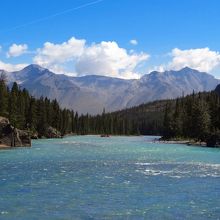 ボウ滝より下流の景色