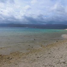 サンゴのかけらだけでできた島