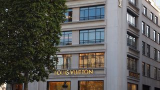 高級ブランドの頂点