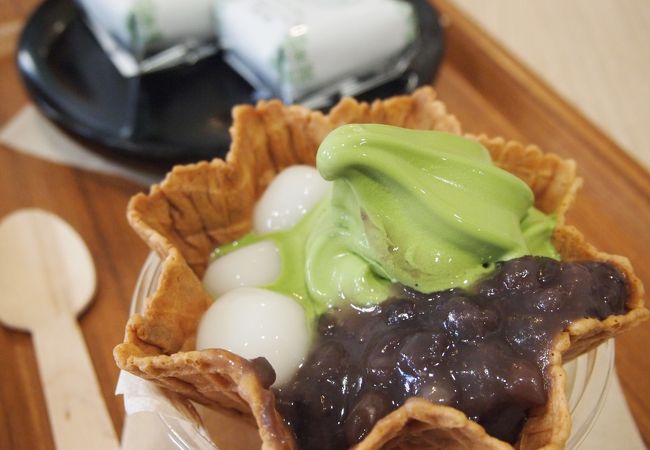 広島平和記念公園近くのオシャレな抹茶カフェ。