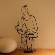 徳持耕一郎作鉄筋彫刻