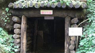 石見銀山の坑道　龍源寺間歩