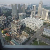 ラウンジからサンテックシティを撮影