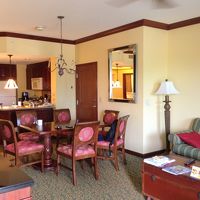 家具が古そうに見えるけど実際は綺麗