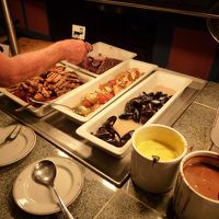 ビュフェ、もっとたくさんあります