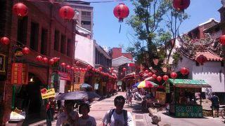 通りに入る瞬間からにおいが(笑)