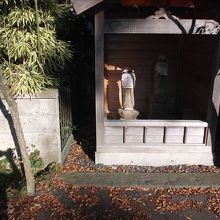 お堂・地蔵尊