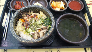 急成長した大空港。