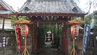 「東海道四谷怪談」のお岩様をお祀り