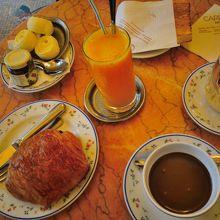 朝ごはんのセット