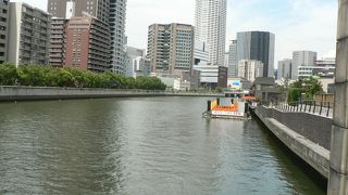 旧淀川（きゅうよどがわ）のひとつ堂島川（どうじまがわ）