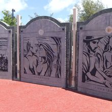 恋人岬のストーリーが書かれたパネル