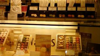 和洋折衷の美しさが光ります。