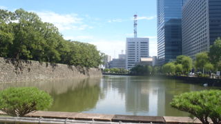 皇居ランナーウォーカーの休憩スポット