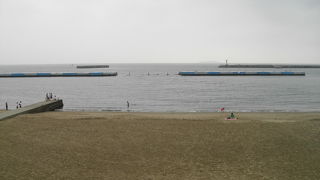 熱海のビーチです