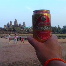 アンコールワットに乾杯！！