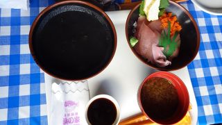 ウニのソース焼きがおいしい