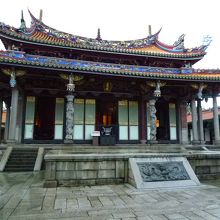 お参りしている人はあまりいませんでした