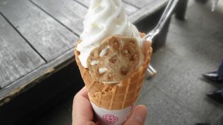 あまりにも種類が多く、テレビでも放送されたアイス屋です