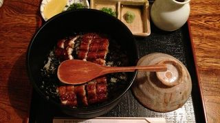 香ばしい鰻のおひつまぶし