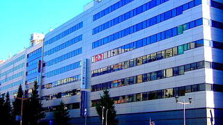 雨の日は 東京駅から八重洲地下街を通れば ほぼ濡れずに辿り着ける